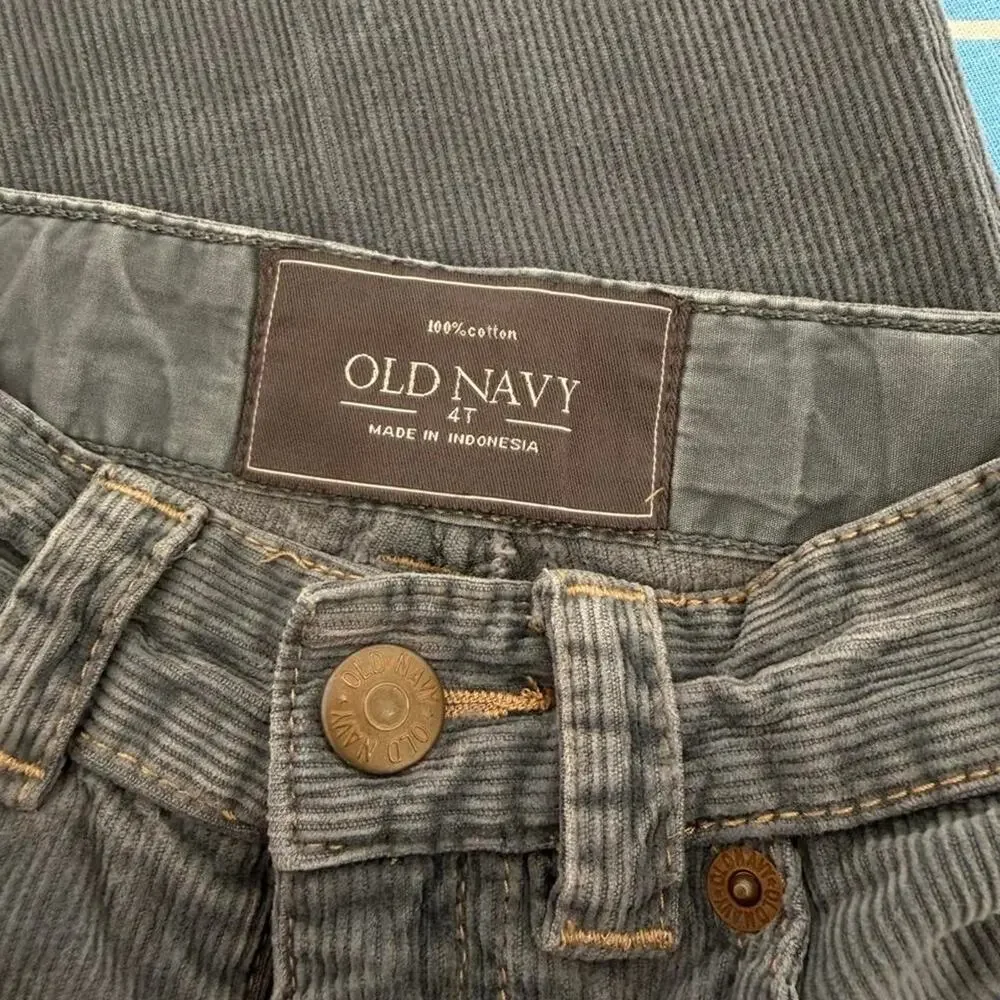 Old navy_light grey corduroy pants...